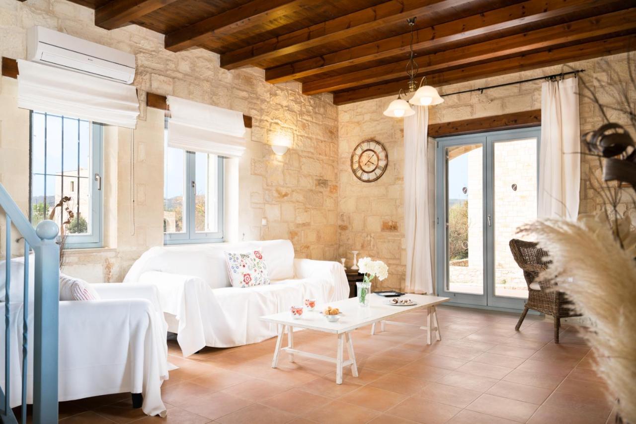 Beachfront Villa Turquoise With Private Pool, Bbq And Ping Pong Table Chrissi Akti Chania Exterior foto