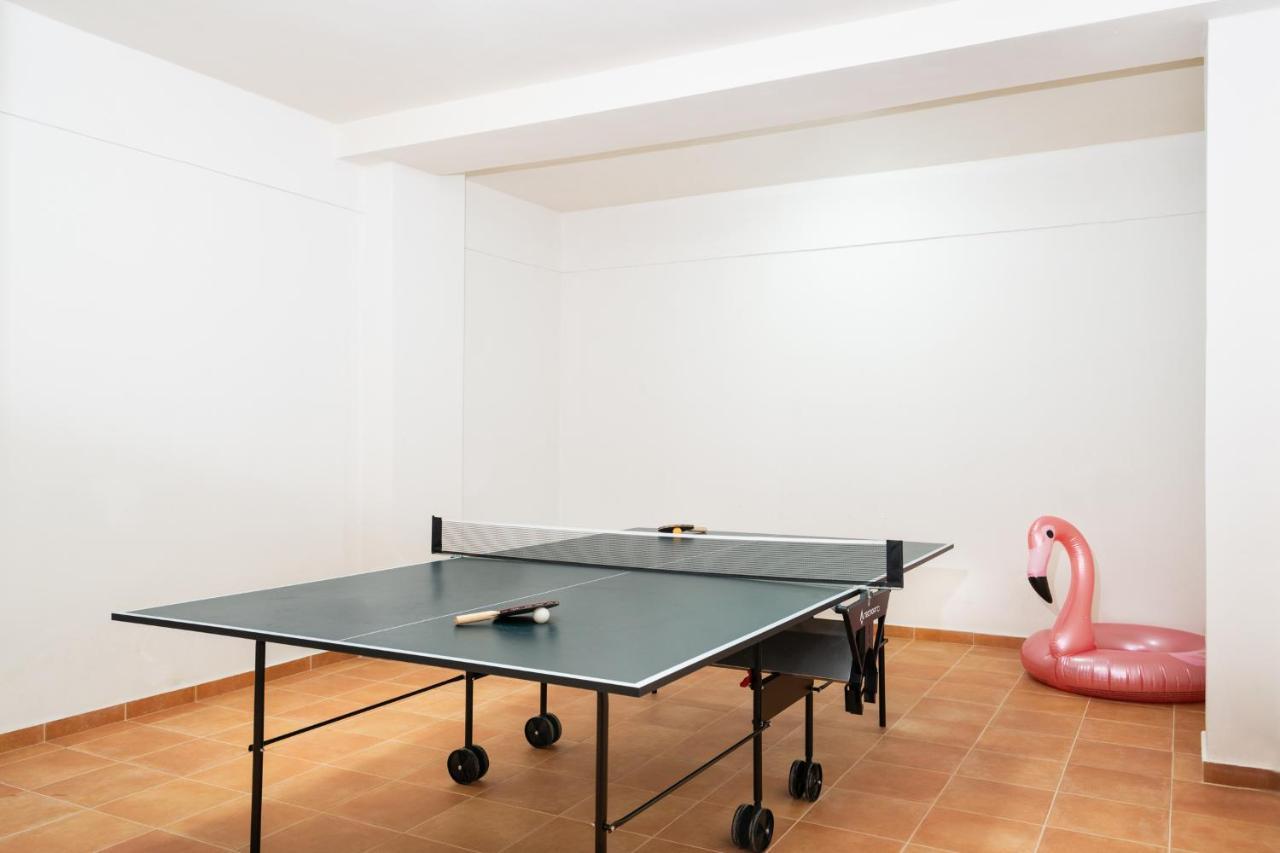 Beachfront Villa Turquoise With Private Pool, Bbq And Ping Pong Table Chrissi Akti Chania Exterior foto