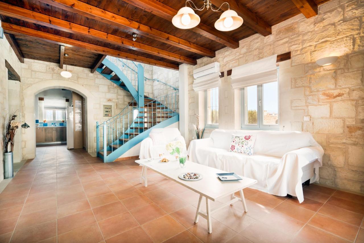 Beachfront Villa Turquoise With Private Pool, Bbq And Ping Pong Table Chrissi Akti Chania Exterior foto