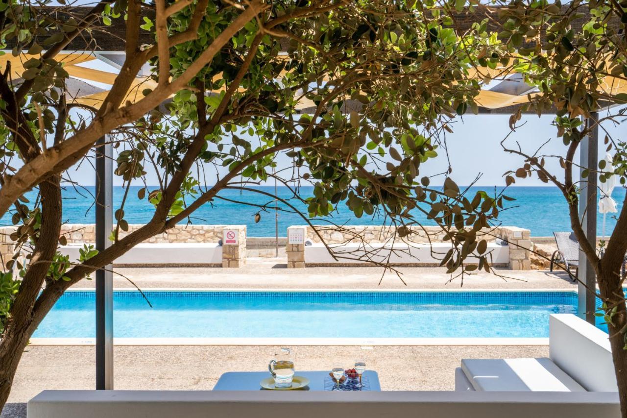 Beachfront Villa Turquoise With Private Pool, Bbq And Ping Pong Table Chrissi Akti Chania Exterior foto